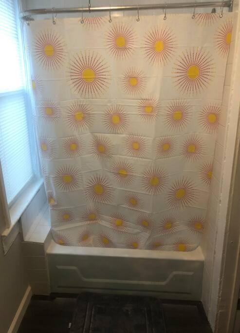 Private 2-Bedroom With Free Parking And Direct Bus To Nyc Manhattan Only 2 Blocks Away Linden Exterior foto